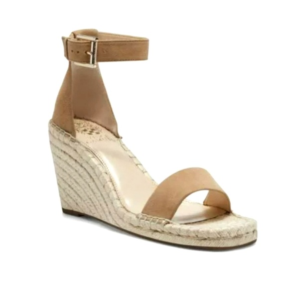 Vince Camuto Shoes - Vince Camuto Nude Wedges